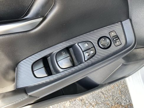 Used 2024 Nissan Sentra SV FWD image 18