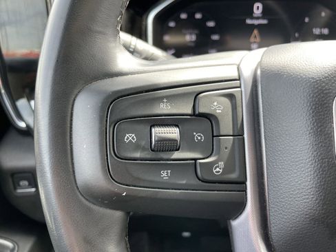 Used 2025 GMC Sierra 1500 SLT image 17