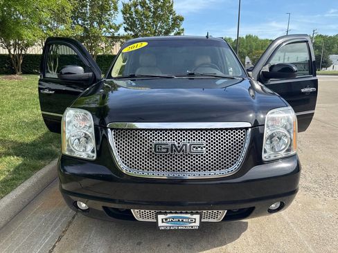 Used 2012 GMC Yukon Denali image 9