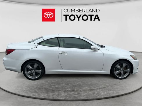 Used 2010 Lexus IS 350C w/ Luxury Pkg RWD image 6