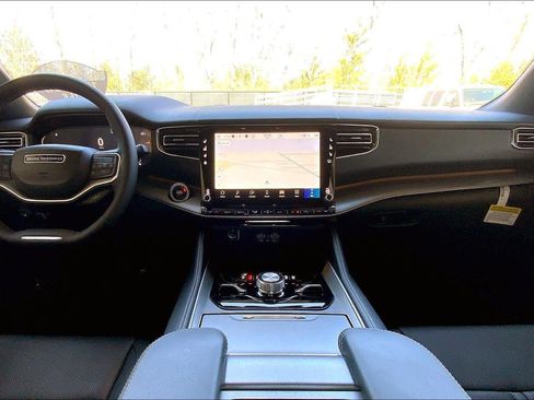 New 2026 Jeep Grand Wagoneer Limited AWD/4WD image 14