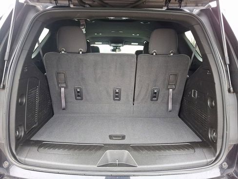 Used 2023 Chevrolet Tahoe LS image 31