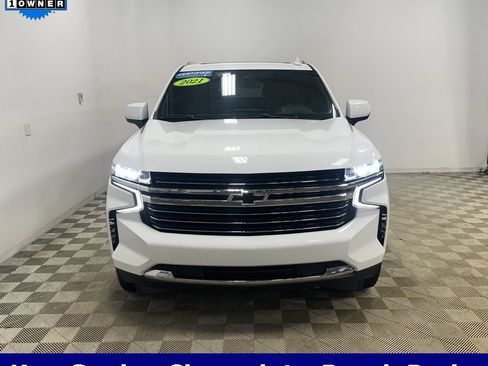 Used 2021 Chevrolet Suburban LT image 2