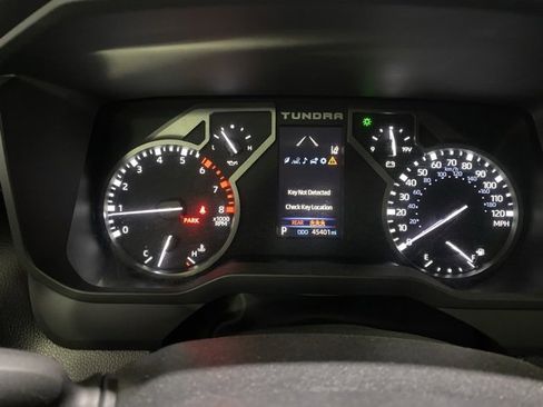 Used 2022 Toyota Tundra SR5 image 15