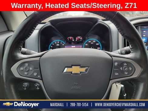 Used 2022 Chevrolet Colorado Z71 w/ Z71 Midnight Edition image 10