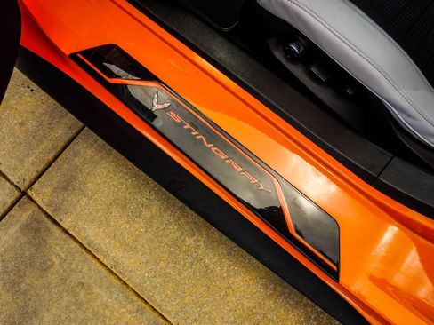 Used 2022 Chevrolet Corvette Stingray Premium Conv w/ Z51 Performance Package RWD image 16