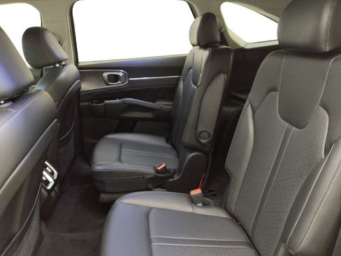 Used 2022 Kia Sorento SX AWD/4WD image 18