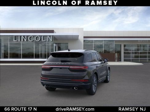 New 2026 Lincoln Corsair Grand Touring AWD/4WD image 9