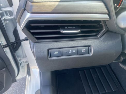 New 2025 Nissan Altima 2.5 SV w/ SV Special Edition Package image 17