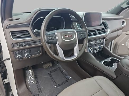 Used 2023 GMC Yukon XL SLT w/ SLT Premium Package AWD/4WD image 21