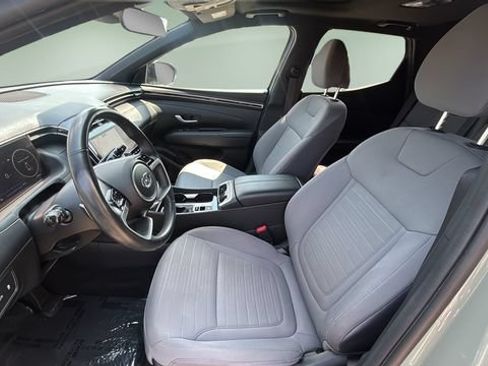 Used 2023 Hyundai Santa Cruz SEL Premium w/ Winter Package AWD/4WD image 19