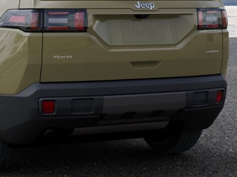New 2026 Jeep Cherokee Laredo image 13