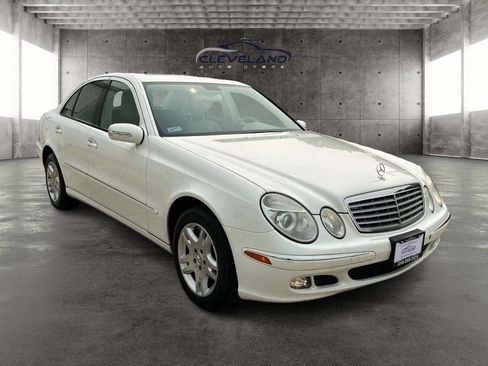 Used 2006 Mercedes-Benz E 350 4MATIC Sedan image 1