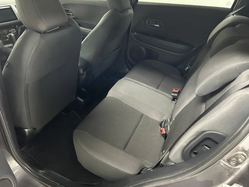 Used 2021 Honda HR-V Sport image 15