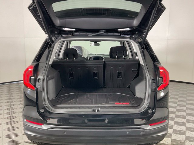 Used 2019 GMC Terrain SLE w/ Driver Convenience Package AWD/4WD image 34