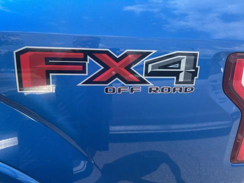Used 2019 Ford F150 XLT w/ Equipment Group 302A Luxury AWD/4WD image 12