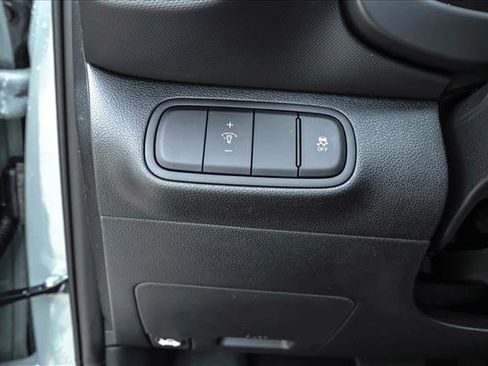 New 2026 Hyundai Venue SEL FWD image 13