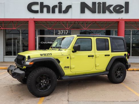 Used 2024 Jeep Wrangler Willys AWD/4WD image 1