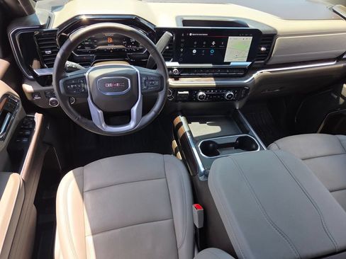 Certified 2025 GMC Sierra 2500 SLT w/ SLT Premium Package AWD/4WD image 6