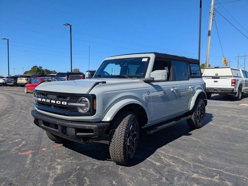 Certified 2022 Ford Bronco Outer Banks image 4