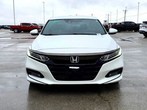Used 2018 Honda Accord Sport image 5