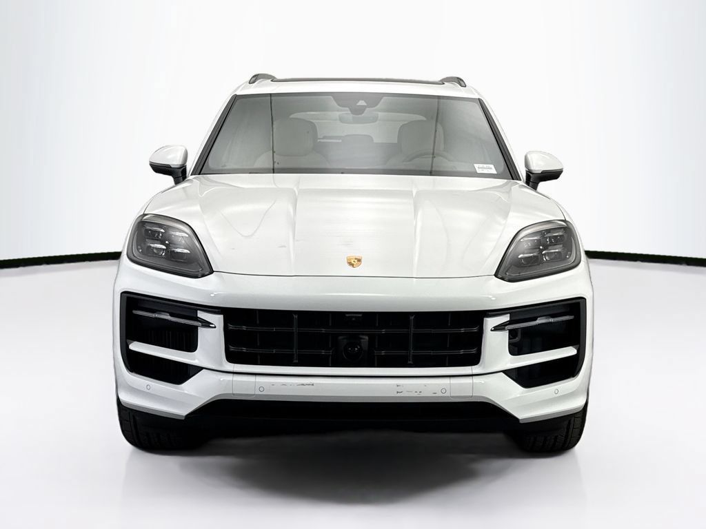 Used 2026 Porsche Cayenne AWD/4WD image 10