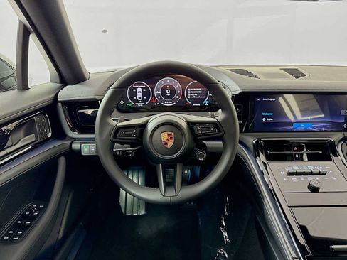 New 2026 Porsche Panamera image 18