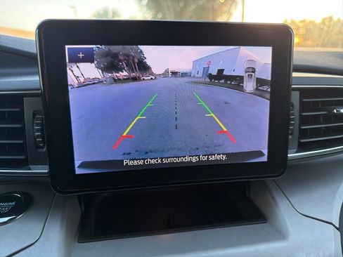 Used 2023 Ford Explorer XLT w/ Equipment Group 202A image 15