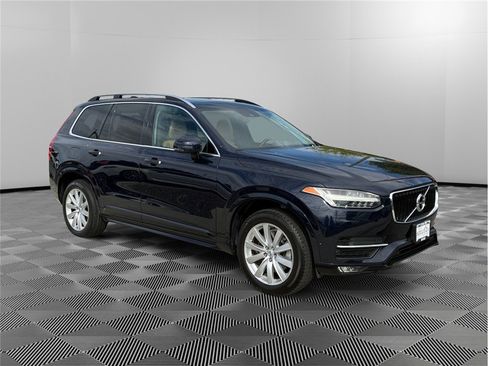 Used 2016 Volvo XC90 T6 Momentum w/ Momentum Plus Package AWD/4WD image 7