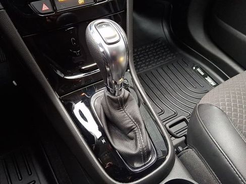 Used 2020 Buick Encore Preferred w/ Safety Package image 20