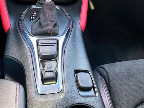 Used 2021 Chevrolet Camaro ZL1 image 32