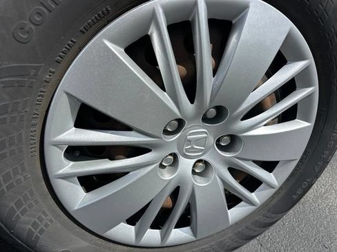 Used 2016 Honda Odyssey LX image 24