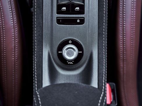 Used 2023 Maserati MC20 Coupe image 59