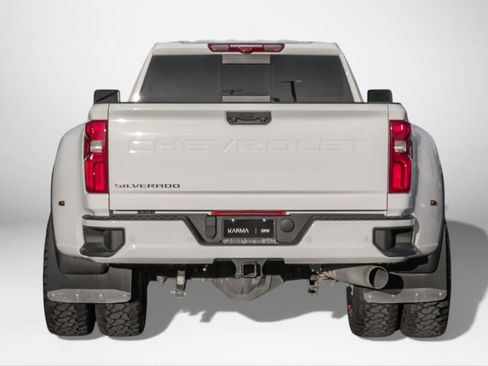 Used 2024 Chevrolet Silverado 3500 High Country w/ High Country Premium Package AWD/4WD image 6