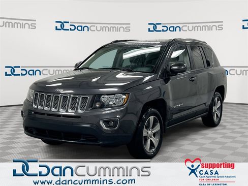 Used 2017 Jeep Compass High Altitude image 1
