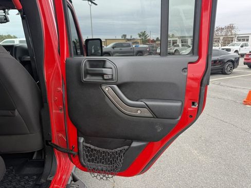 Used 2017 Jeep Wrangler Unlimited Sport w/ Quick Order Package 24S image 32