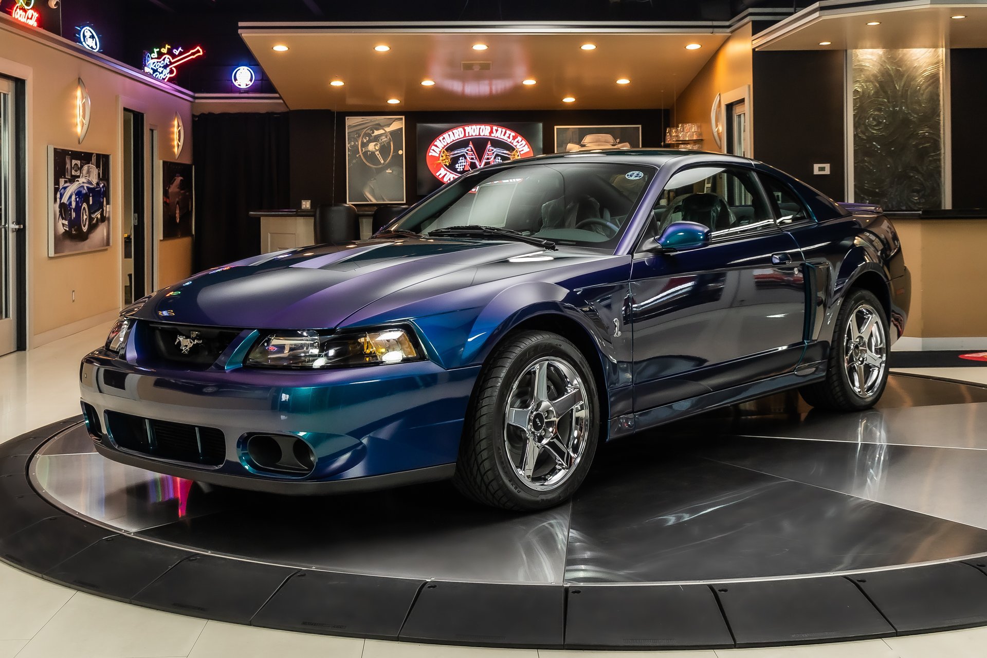 Used 2004 Ford Mustang Cobra RWD image 1