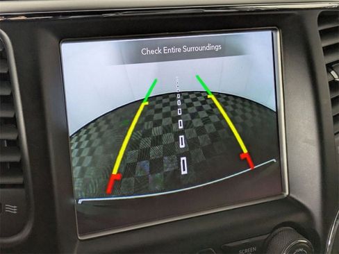 Certified 2018 Jeep Grand Cherokee Limited image 26