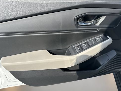 Used 2025 Honda Accord SE image 16