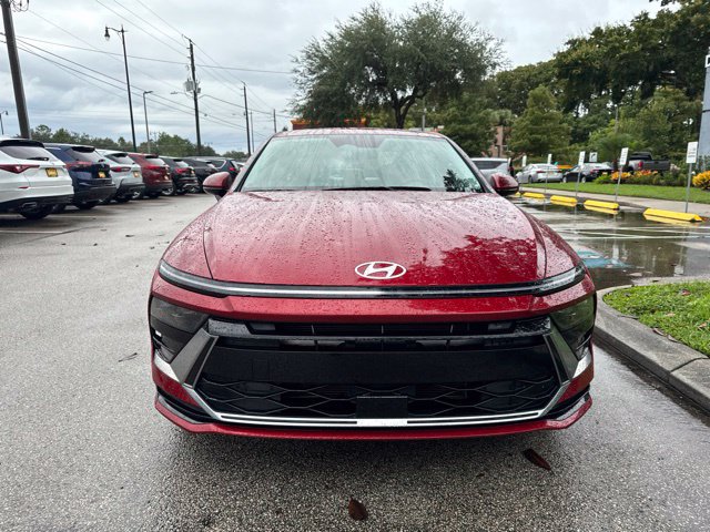 Used 2025 Hyundai Sonata SEL FWD image 3