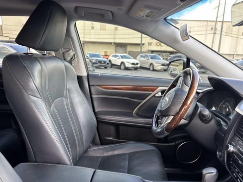 Used 2018 Lexus RX 350 FWD w/ Premium Package image 11