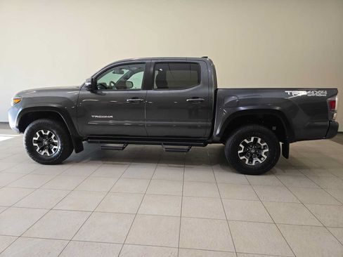 Certified 2023 Toyota Tacoma TRD Off-Road w/ TRD Premium Off Road Package AWD/4WD image 3