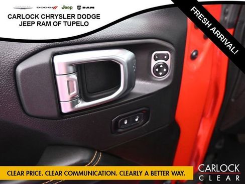 Used 2025 Jeep Wrangler Sahara w/ Safety Group image 14