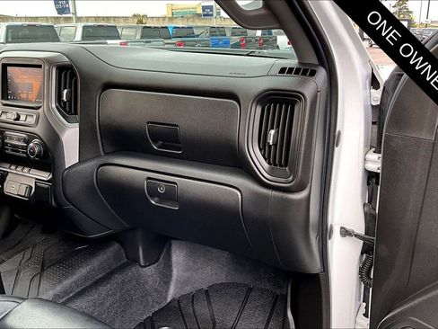 Used 2020 Chevrolet Silverado 2500 Custom w/ Custom Value Package image 25