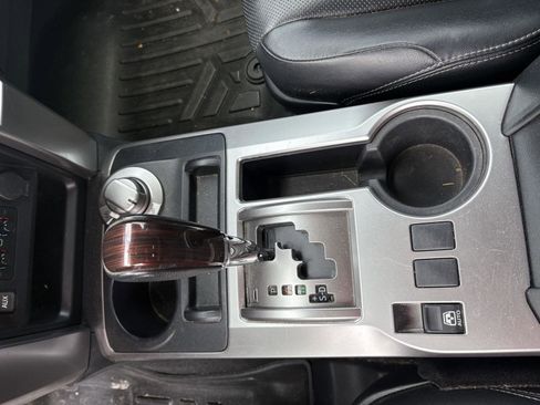 Used 2019 Toyota 4Runner Limited AWD/4WD image 16