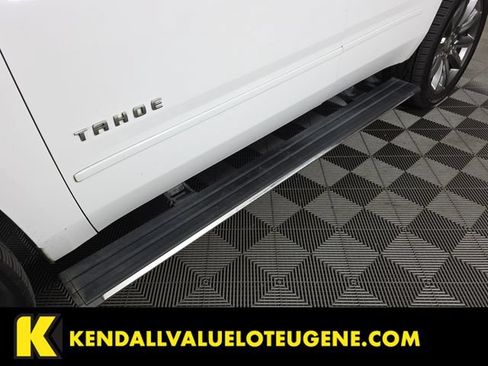Used 2015 Chevrolet Tahoe LTZ AWD/4WD image 9