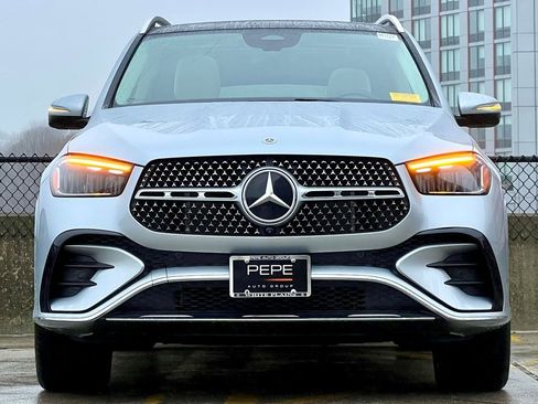 Certified 2025 Mercedes-Benz GLE 350 4MATIC image 3