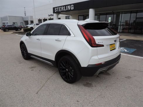 Used 2021 Cadillac XT4 Premium Luxury w/ LPO, Onyx Sport Package image 7