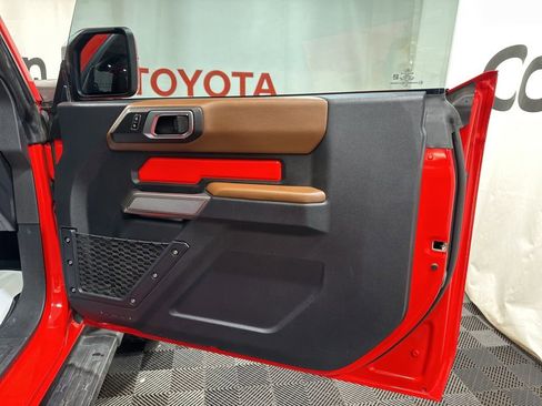 Used 2023 Ford Bronco Outer Banks image 10