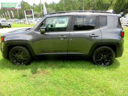 Used 2018 Jeep Renegade Altitude w/ UConnect 8.4 Nav Group